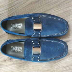 Men's Salvatore Ferragamo blue Suede Loafers Size 9